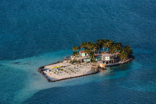 Caye, Belize - Yann Arthus-Bertrand Photo