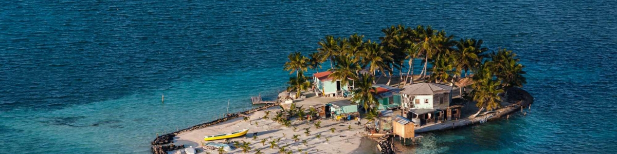 Caye, Belize – Yann Arthus-Bertrand Photo